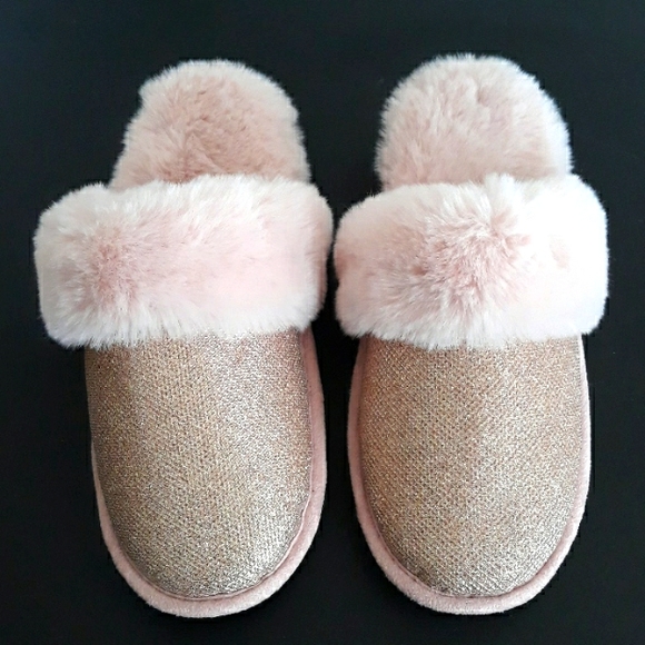 Express Shoes - Express powder pink and gold fuzzy and sparkly slippers NWOT